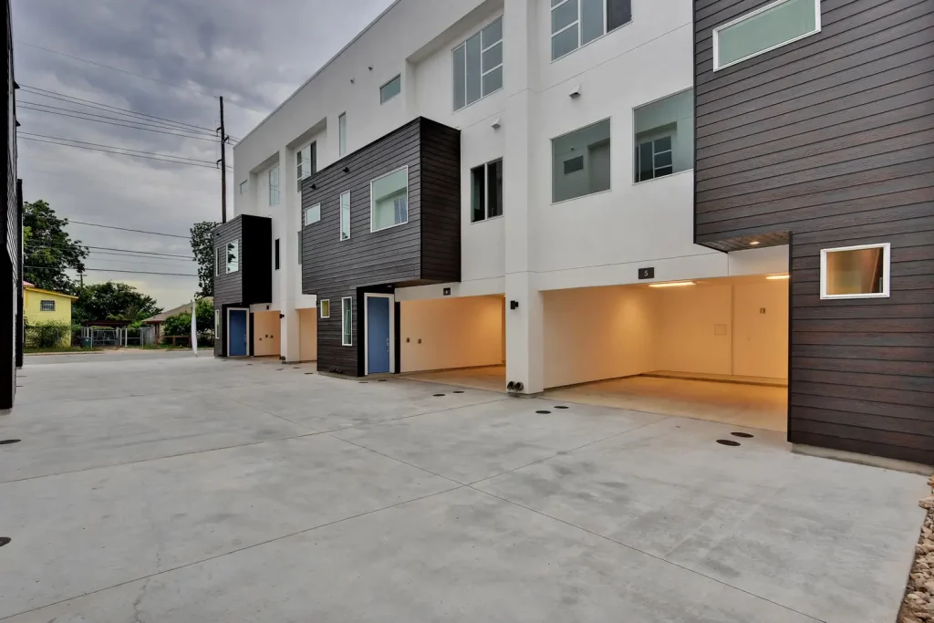 505 TILLERY ST.